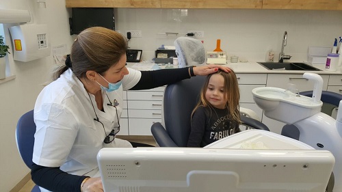 מרפאת שיניים לילדים בפרדס חנה